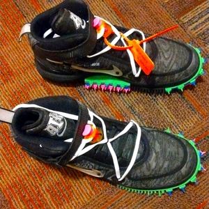 Off white mid black air force 1